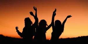 women huppy